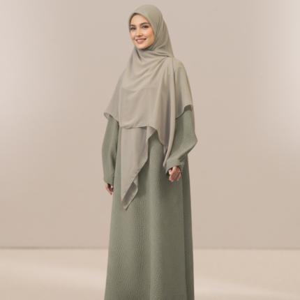 Iris Baraya Robe Modeste Longue Olive